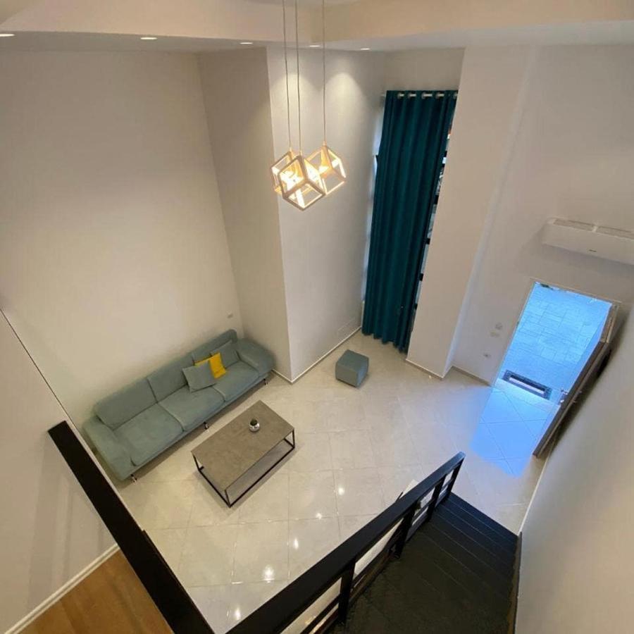 Apartament Me Qera Dublex Lungomare Vlorë Buitenkant foto