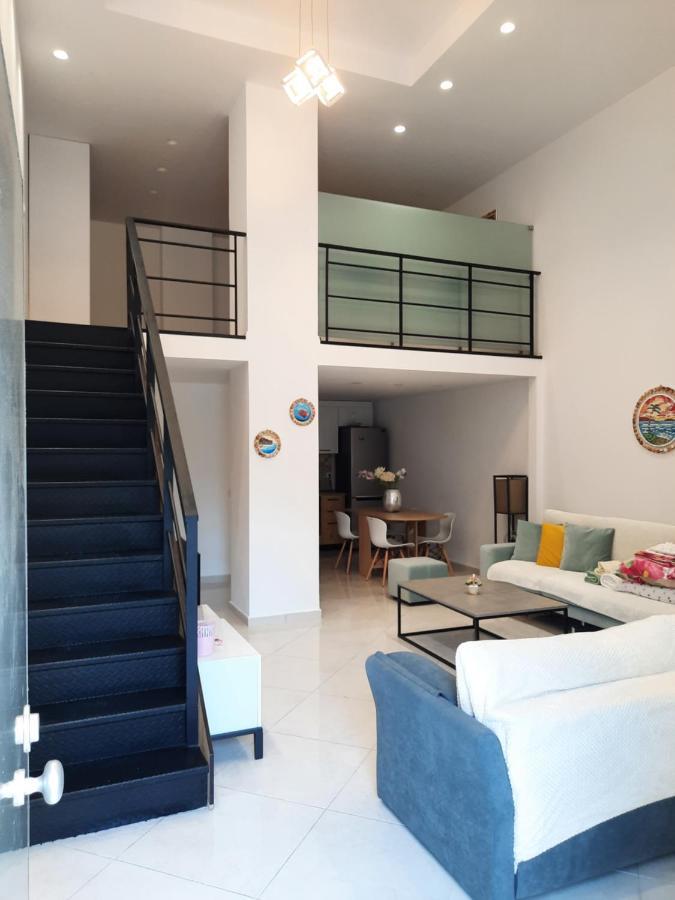 Apartament Me Qera Dublex Lungomare Vlorë Buitenkant foto